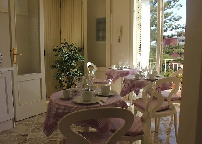 Il Giglio Bianco Bed & Breakfast 3*